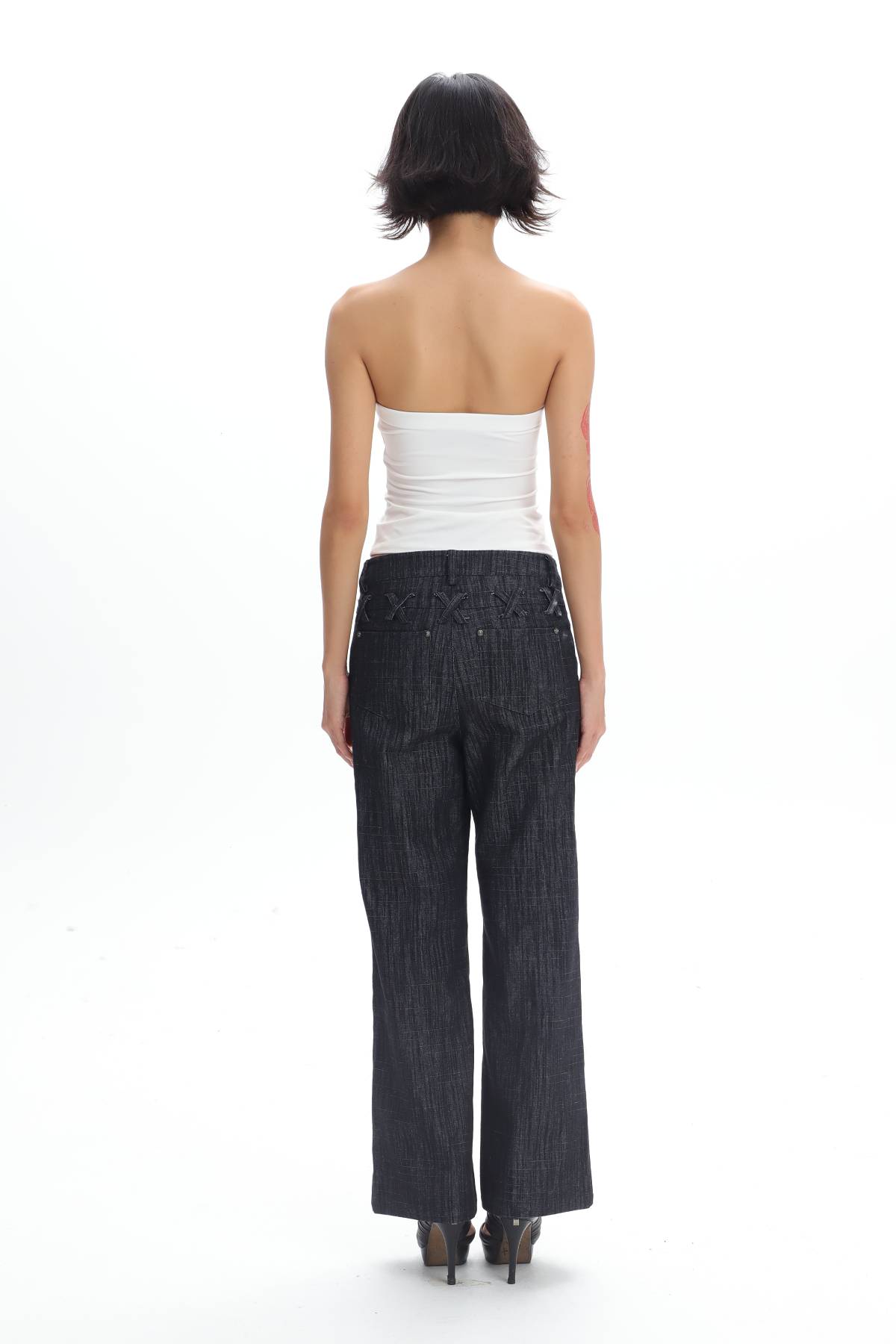 Eyelet Detail Straight Jeans
