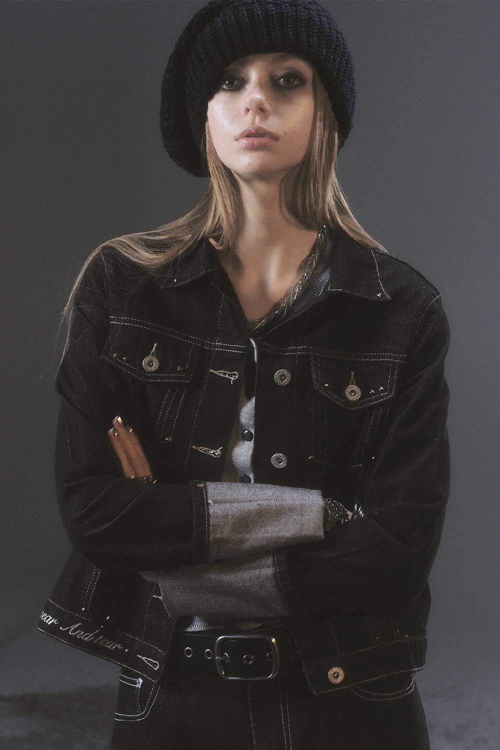 Cropped Stitch Denim Jacket